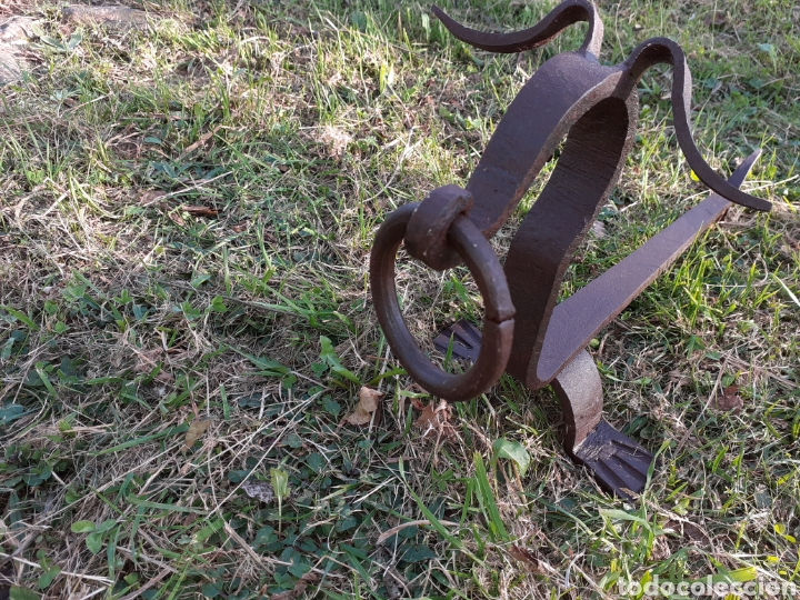 Antig&uuml;edades: ANTIGUO MORILLO DE HIERRO CON FORMA DE PERRO - FORJA - Foto 7