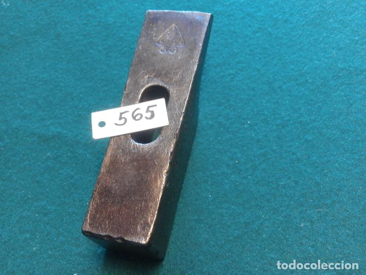 Antig&uuml;edades: MARTILLO DE CARPINTERO - Foto 1