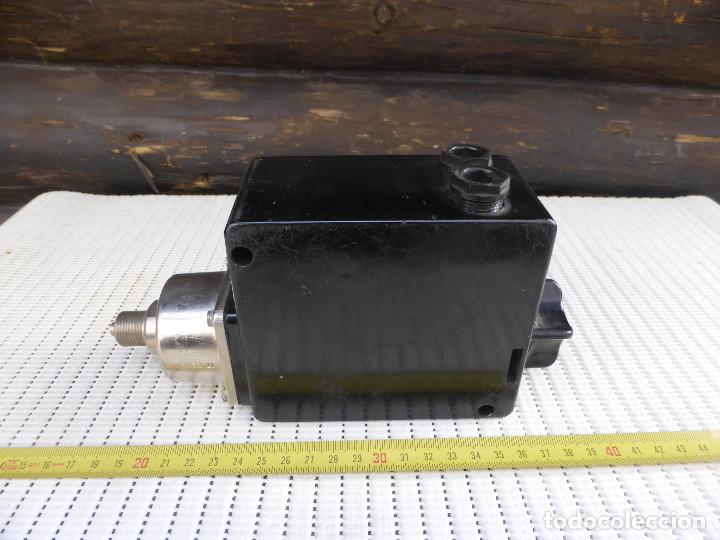 Antig&uuml;edades: DANFOSS PRESSURE SWITCH ADJUSTABLE PRESOSTATO DE PRESI&Oacute;N REGULABLE TYPE RT 112 - Foto 4