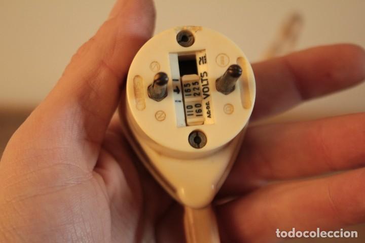 Antig&uuml;edades: Antigua maquina de afeitar Philips - Foto 3