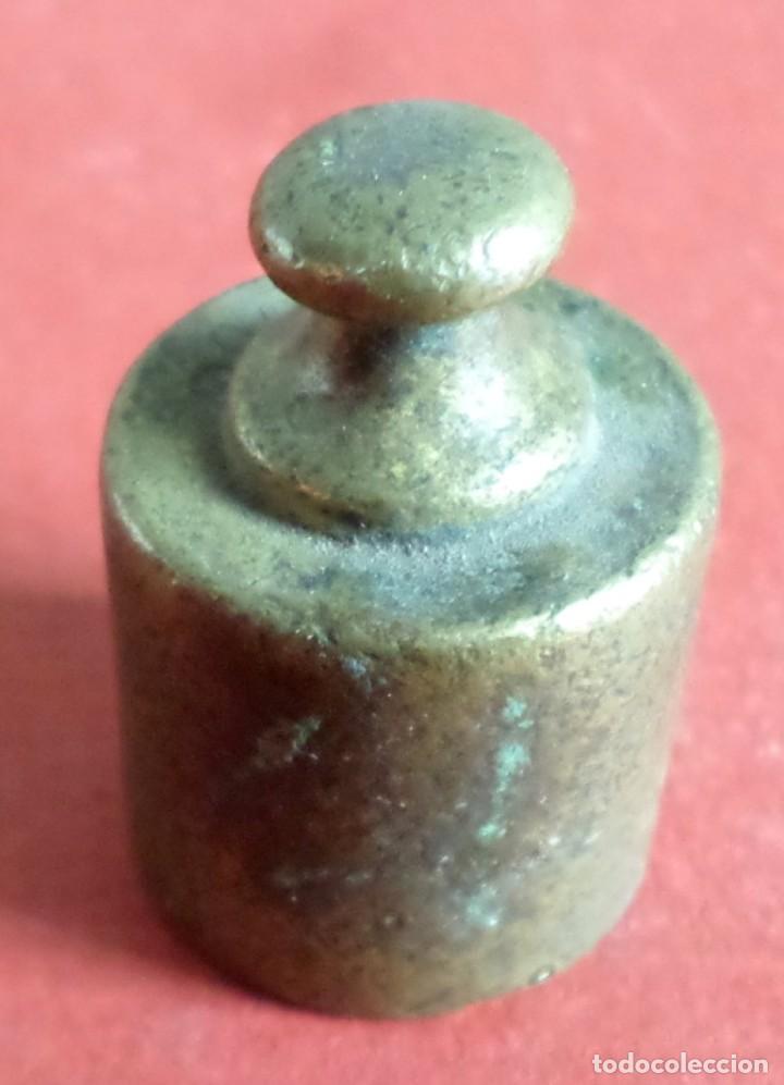 Antig&uuml;edades: Pesa bronce 100 gr. --- 100 - Foto 1