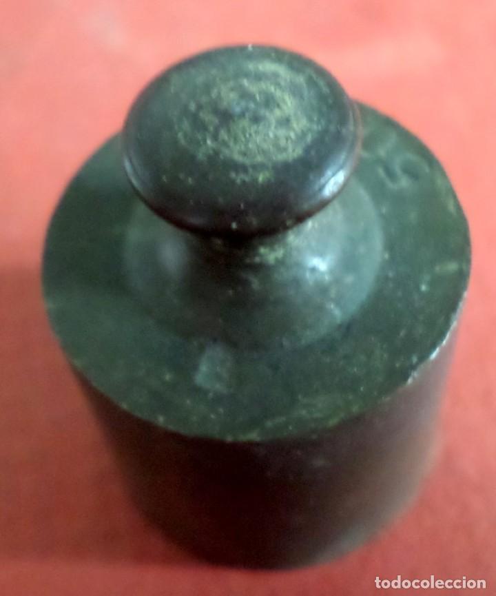 Antig&uuml;edades: Pesa bronce 50 gr. --- 50 Grs - Foto 5