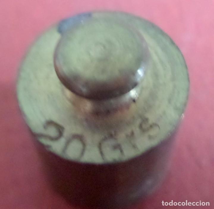 Antig&uuml;edades: Pesa bronce 20 gr. --- 20 Grs - Foto 4