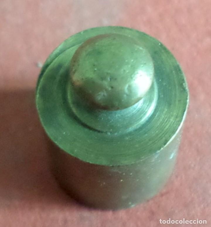 Antig&uuml;edades: Pesa bronce 200 gr. - Foto 4