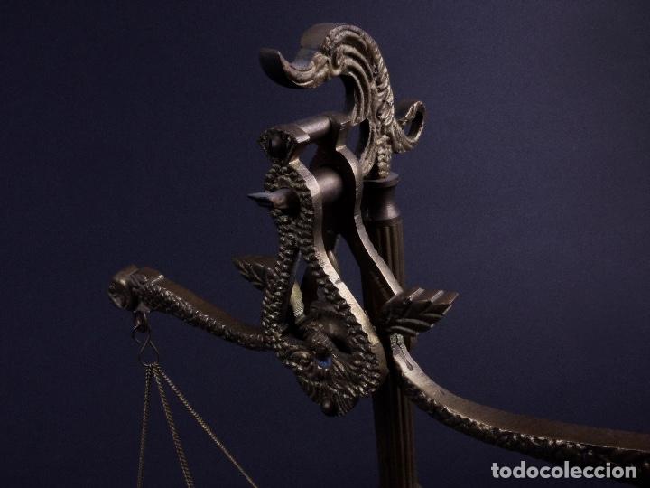 Antig&uuml;edades: BALANZA DE BRONCE ANTIGUA - Foto 4