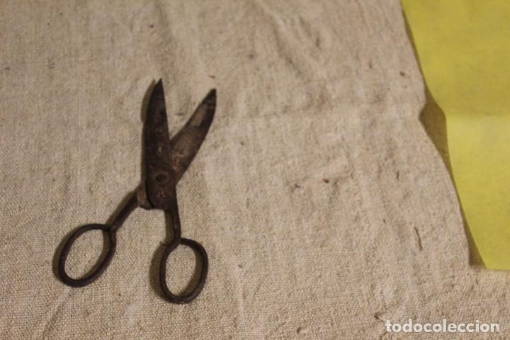 Antig&uuml;edades: antigua tijeras - Foto 3