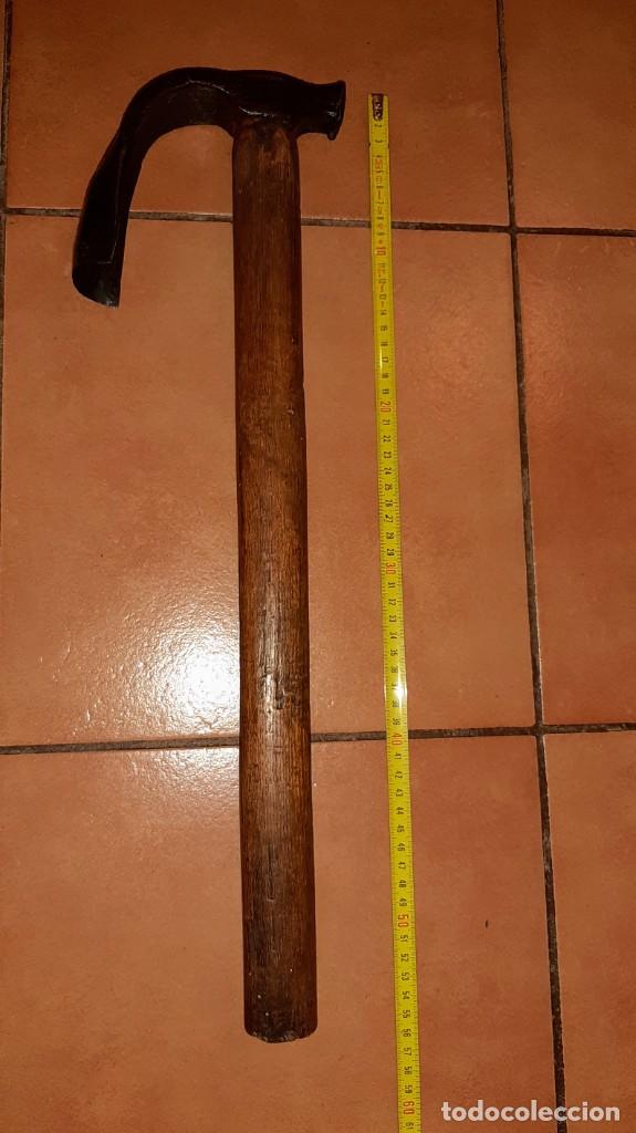 Antig&uuml;edades: Antigua azuela mango largo - Foto 2