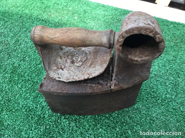 Antig&uuml;edades: Plancha Antigua Met&aacute;lica - Foto 1