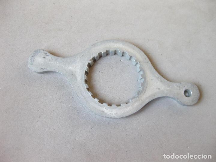 Antig&uuml;edades: LLAVE DE DIENTES MARCA DUARRY - Foto 3