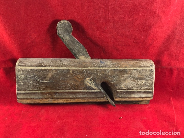 Antig&uuml;edades: ANTIGUA HERRAMIENTA CEPILLO DE CARPINTERO - Foto 1