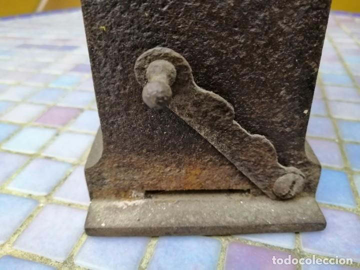 Antig&uuml;edades: ANTIGUA PLANCHA DE CARB&Oacute;N -MARCA ALBA - Foto 6