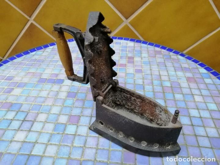 Antig&uuml;edades: ANTIGUA PLANCHA DE CARB&Oacute;N -MARCA ALBA - Foto 9