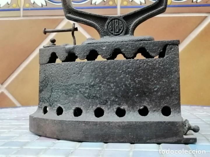 Antig&uuml;edades: ANTIGUA PLANCHA DE CARB&Oacute;N -MARCA ALBA - Foto 27