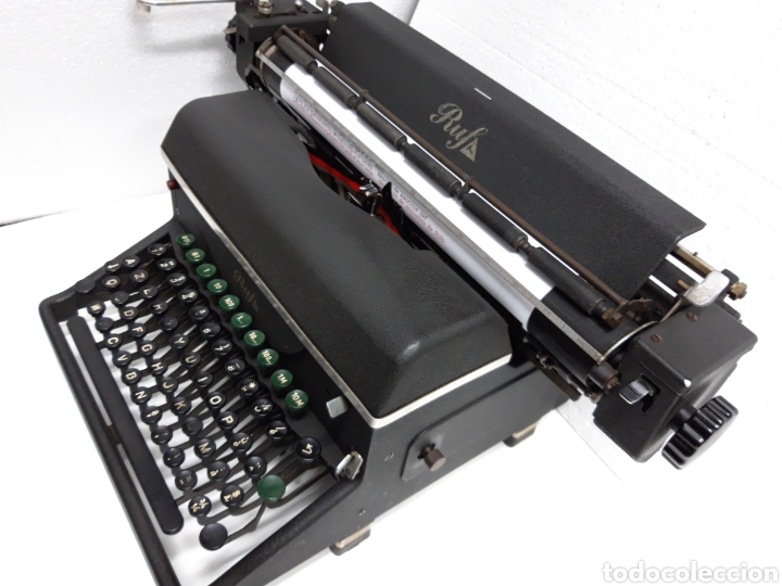 Antig&uuml;edades: M&aacute;quina de escribir RUF. - Foto 4