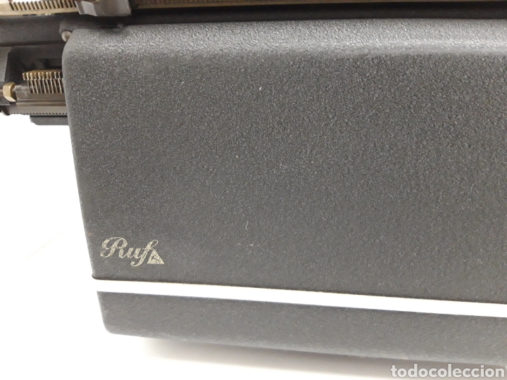 Antig&uuml;edades: M&aacute;quina de escribir RUF. - Foto 6