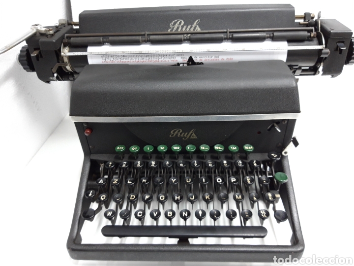 Antig&uuml;edades: M&aacute;quina de escribir RUF. - Foto 1