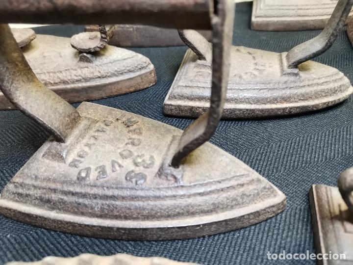 Antig&uuml;edades: LOTE DE ANTIGUAS PLANCHAS DE HIERRO - Foto 8