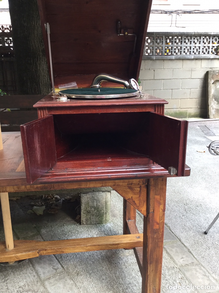 Antig&uuml;edades: Gramofono de caja antiguo. - Foto 12
