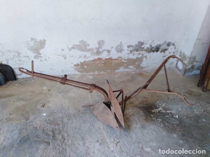 Antig&uuml;edades: antiguo apero de labranza de hierro - 3 - Foto 5