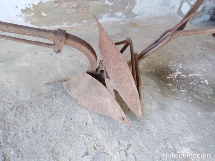 Antig&uuml;edades: antiguo apero de labranza de hierro - 3 - Foto 6