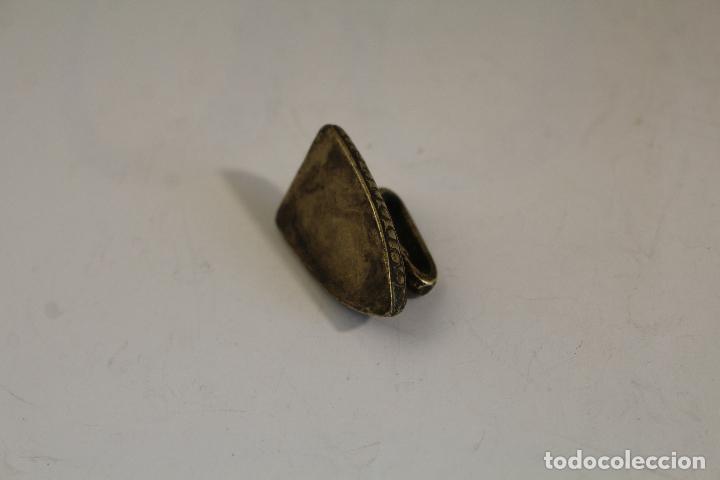 Antig&uuml;edades: plancha miniatura de bronce - Foto 4