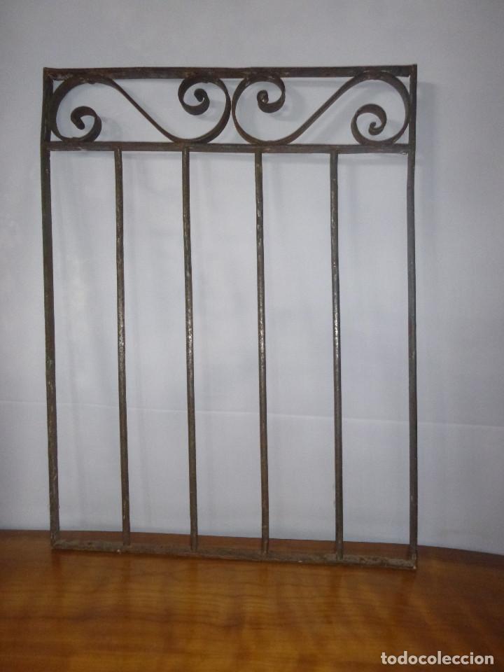 Antig&uuml;edades: ANTIGUA REJA REJA DE FORJA - Foto 1