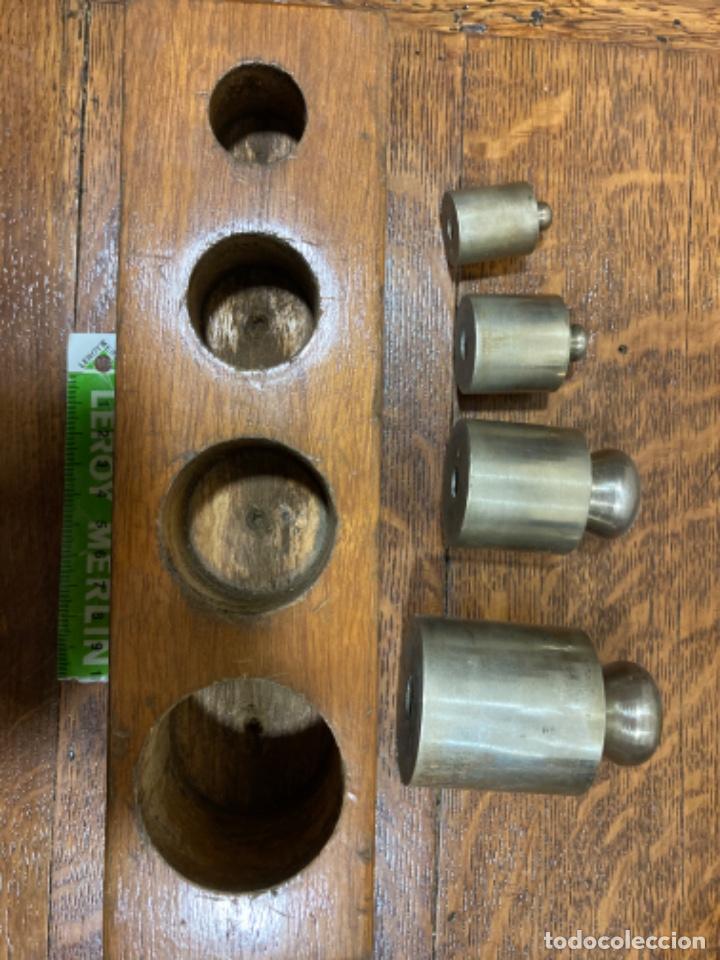 Antig&uuml;edades: Conjunto de cuaro pesos - Foto 4