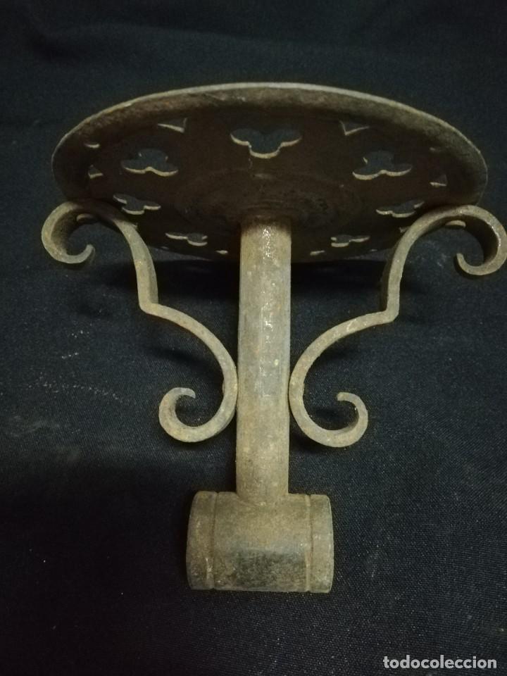 Antig&uuml;edades: APLIQUE EN HIERRO FORJADO S. XIX - Foto 7