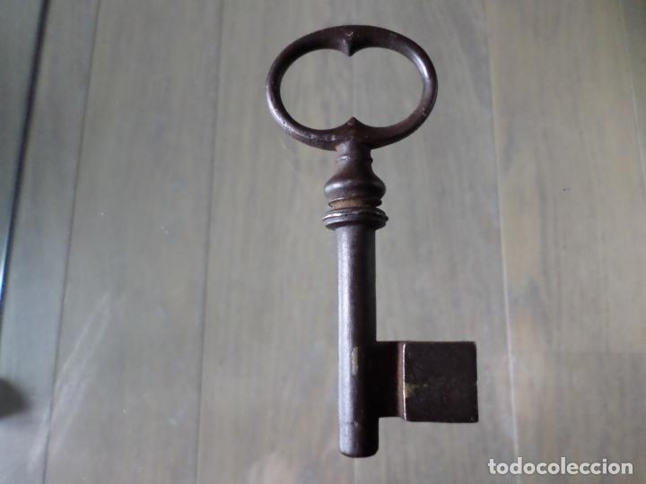 Antig&uuml;edades: LLAVE ANTIGUA - Foto 2