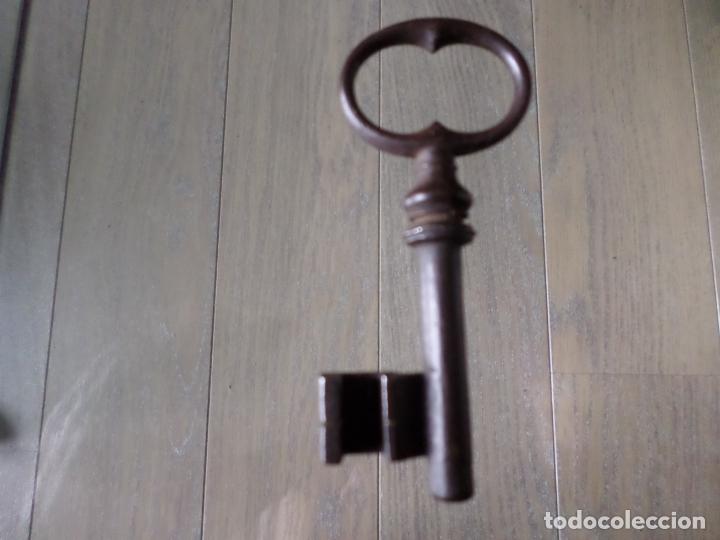 Antig&uuml;edades: LLAVE ANTIGUA - Foto 1
