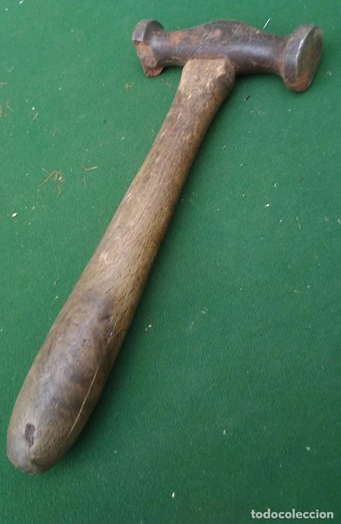 Antig&uuml;edades: MARTILLO ANTIGUO DE CARPINTERO DE 21 CMS. DE LONGITUD X 9 DE ANCHO - Foto 2