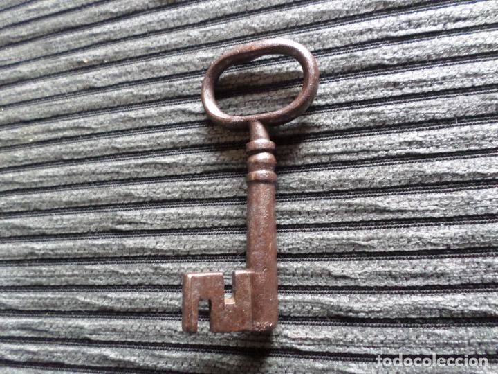 Antig&uuml;edades: LLAVE ANTIGUA - Foto 1
