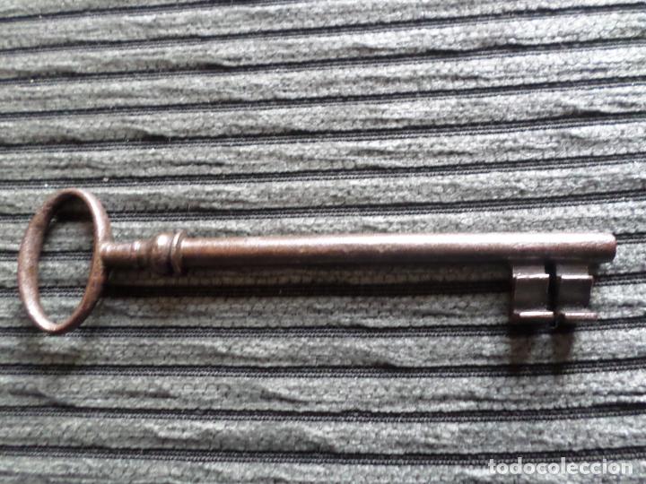 Antig&uuml;edades: LLAVE ANTIGUA - Foto 1