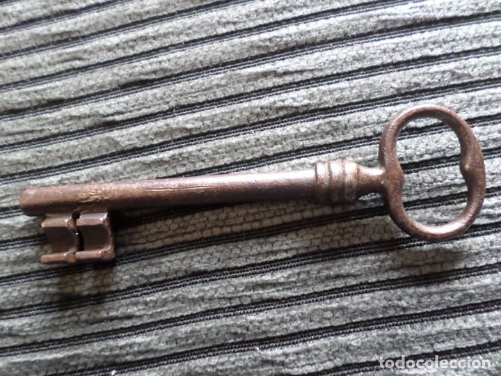 Antig&uuml;edades: LLAVE ANTIGUA - Foto 1