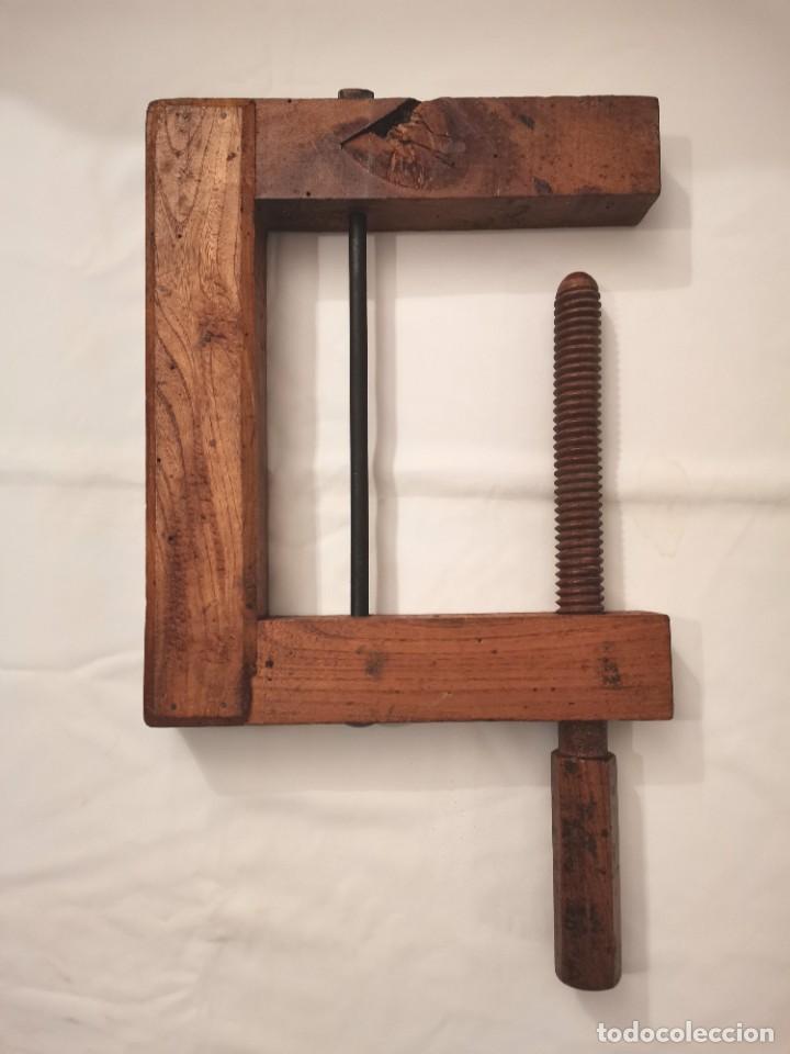 Antig&uuml;edades: DOS SARGENTOS DE MADERA - Foto 2