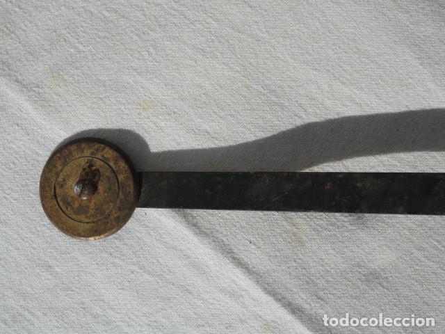 Antig&uuml;edades: BALANZA BASCULA DE PRECISI&Oacute;N PARA PESAR HILO O LANA. - Foto 11
