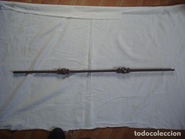 Antig&uuml;edades: Barrote de hierro de forja. - Foto 1