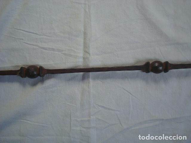 Antig&uuml;edades: Barrote de hierro de forja. - Foto 4