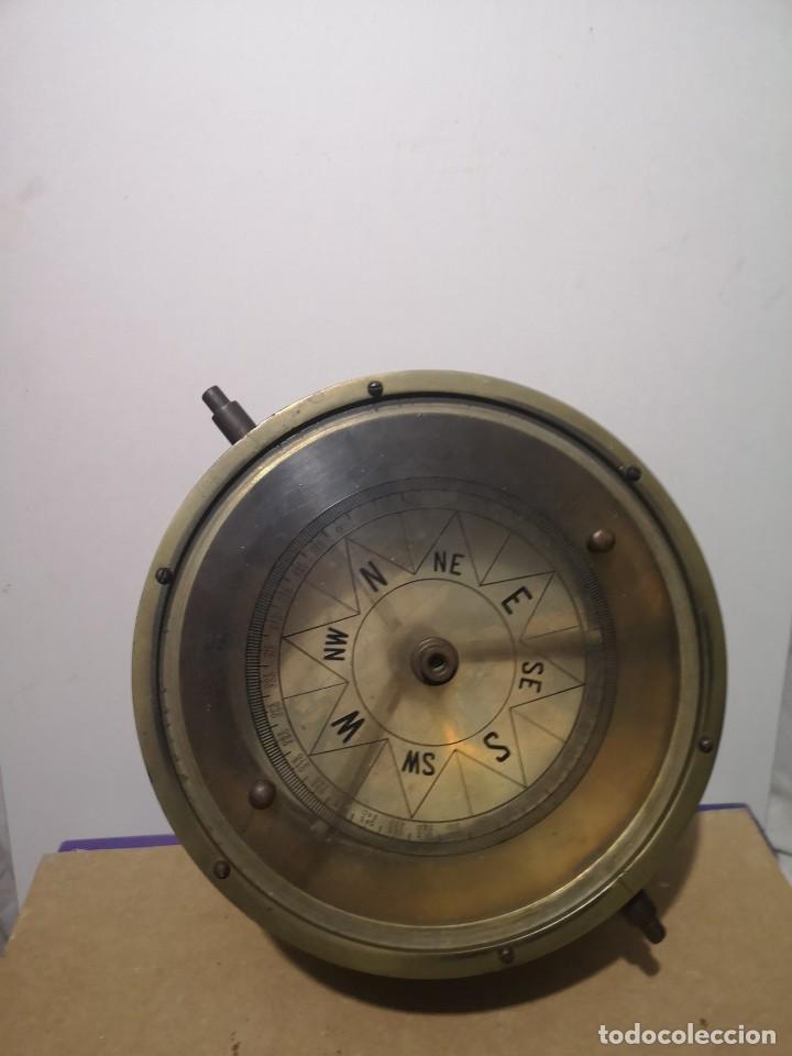 Antig&uuml;edades: Carcasa para Br&uacute;jula n&aacute;utica en bronce - Foto 1