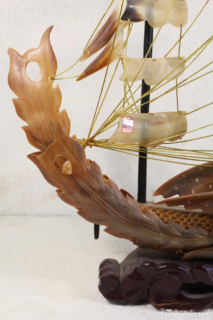 Antig&uuml;edades: barco pajaro con asta de toro - Foto 2