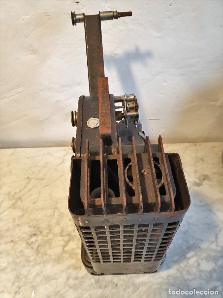 Antig&uuml;edades: ANTIGUO PROYECTOR - Foto 4