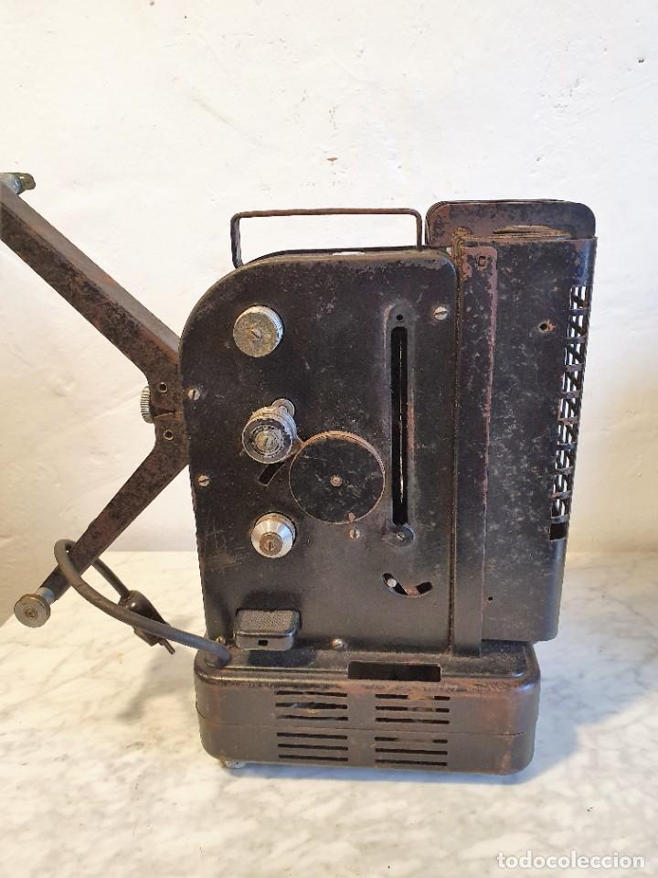 Antig&uuml;edades: ANTIGUO PROYECTOR - Foto 6