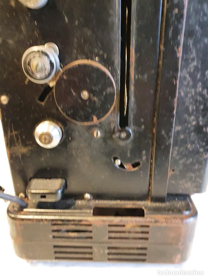 Antig&uuml;edades: ANTIGUO PROYECTOR - Foto 7