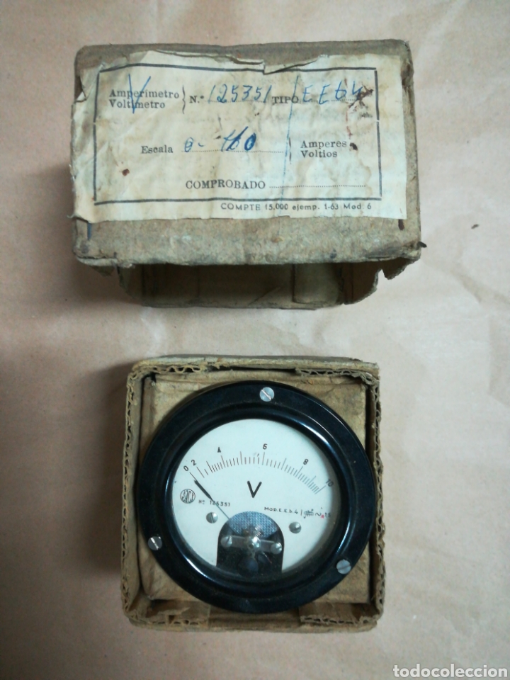 Antig&uuml;edades: Amper&iacute;metro voltimetro tipo eeb4 en caja nuevo - Foto 1