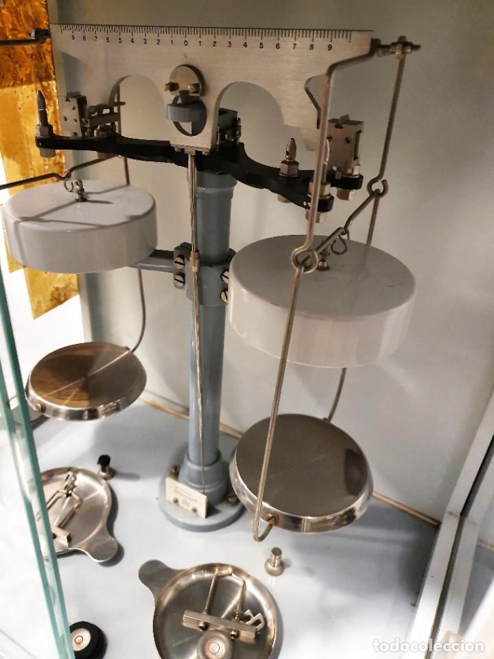 Antig&uuml;edades: BALANZA DE PRECISION - Foto 1