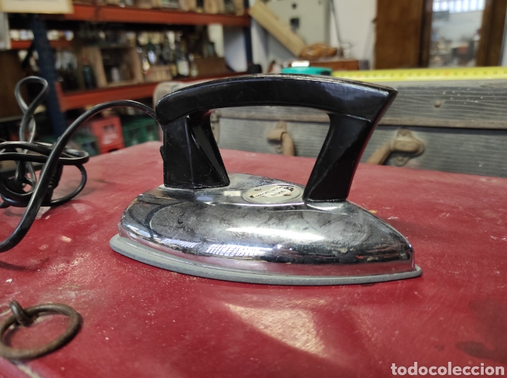 Antig&uuml;edades: ANTIGUA PLANCHA ELECTRICA - Foto 1