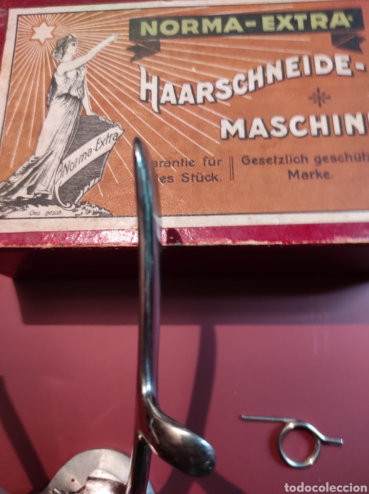 Antig&uuml;edades: Maquinilla de cortar el pelo marca NORMA - Foto 2
