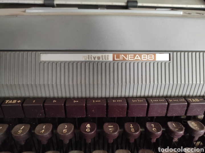 Antig&uuml;edades: M&Aacute;QUINA DE ESCRIBIR HISPANO OLIVETTI L&Iacute;NEA 88 - Foto 4