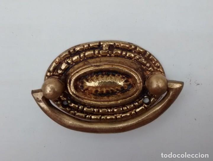 Antig&uuml;edades: TIRADOR DE BRONCE - Foto 1
