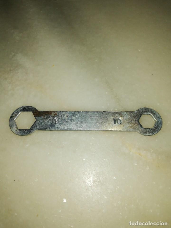 Antig&uuml;edades: CH- Llave fija bicicleta. - Foto 1